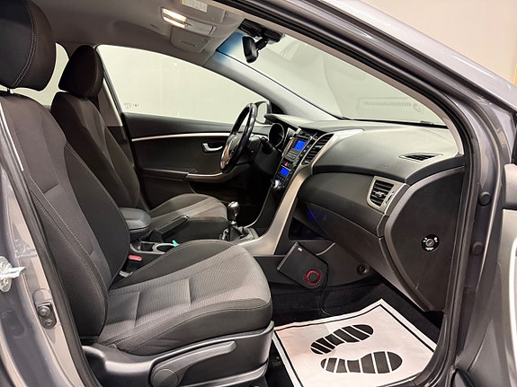 Hyundai i30 13 of 18