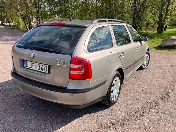 Skoda Octavia 4 of 5
