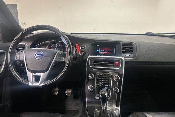 Volvo S60 14 of 27