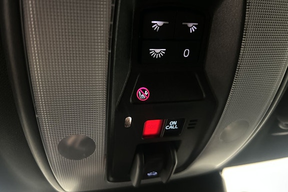 Volvo S60 24 of 27