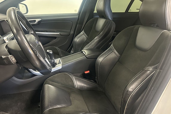 Volvo S60 12 of 27
