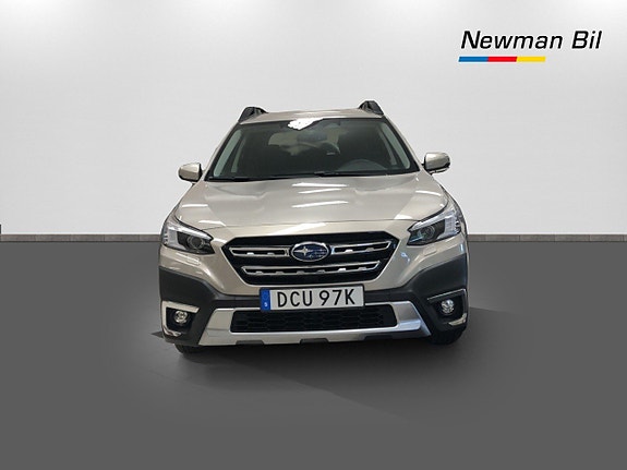 Subaru Outback 2 of 5