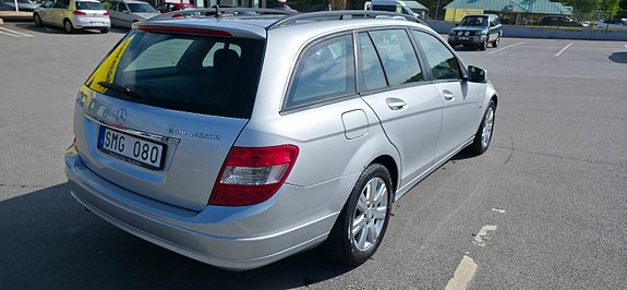 Mercedes-Benz C180 6 of 11