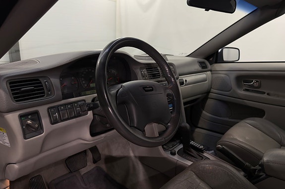 Volvo C70 10 of 16