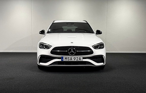 Mercedes-Benz C220 d 2 of 16