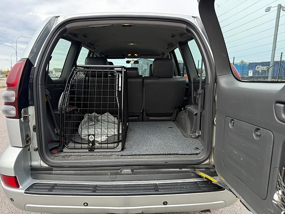 Toyota Land Cruiser 10 of 10