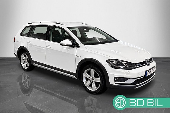 Volkswagen Golf Alltrack 9 of 29