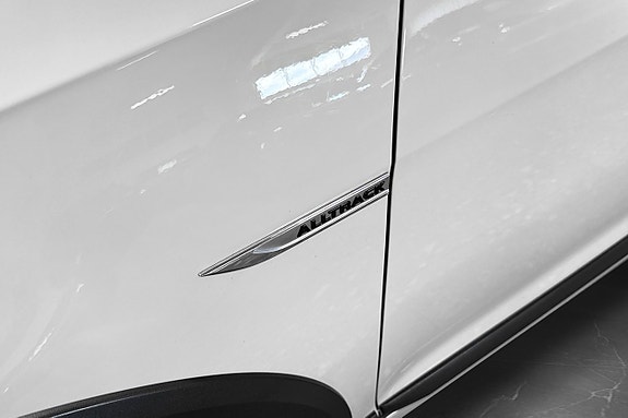 Volkswagen Golf Alltrack 26 of 29