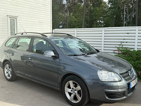 Volkswagen Golf V 8 of 11