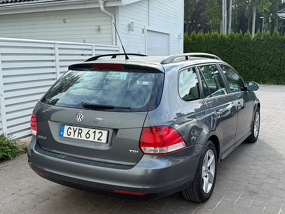 Volkswagen Golf V 7 of 11