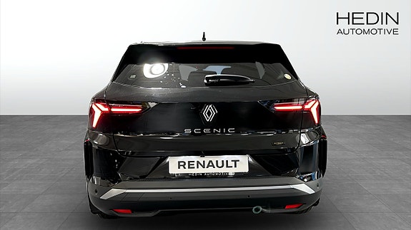 Renault Scenic E-Tech 3 of 5