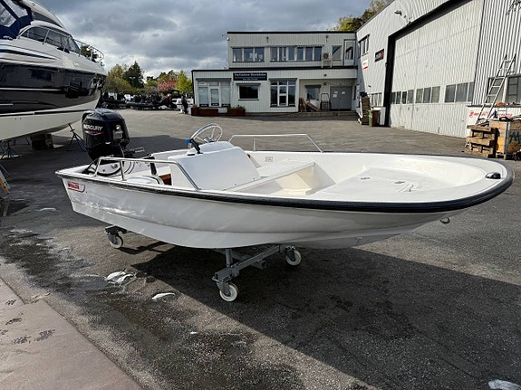 Boston Whaler 13 Sport Mercury 50 -23 5 of 12