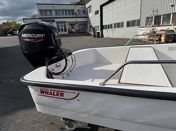 Boston Whaler 13 Sport Mercury 50 -23 7 of 12