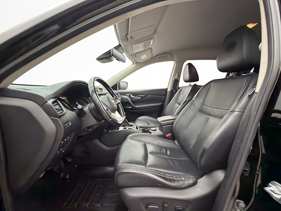Nissan X-Trail 9 of 30