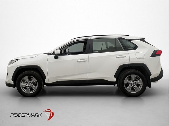 Toyota RAV4 4 of 28