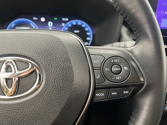 Toyota RAV4 17 of 28