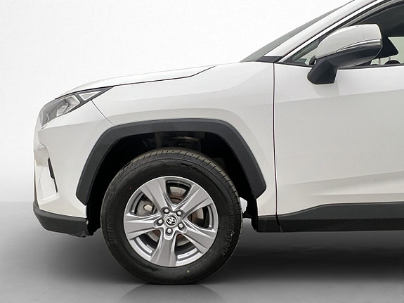 Toyota RAV4 25 of 28