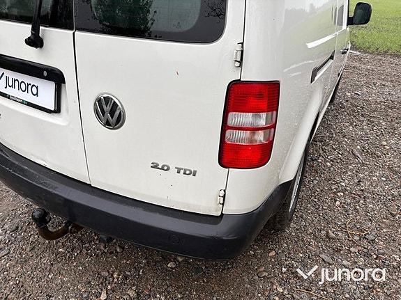 Volkswagen Caddy Maxi 16 of 30