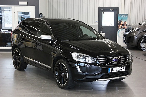 Volvo XC60 10 of 17