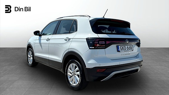 Volkswagen T-Cross 3 of 5