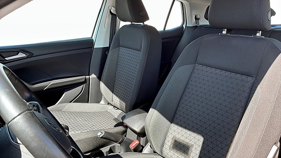Volkswagen T-Cross 8 of 12