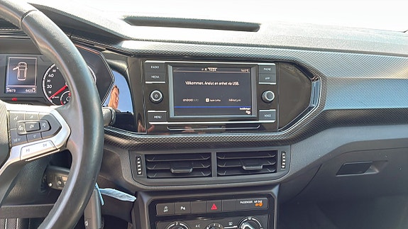 Volkswagen T-Cross 9 of 12