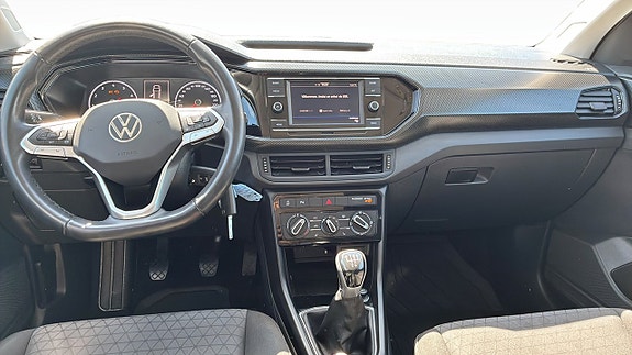 Volkswagen T-Cross 10 of 12