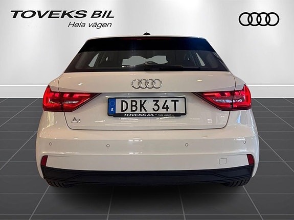 Audi A1 3 of 5