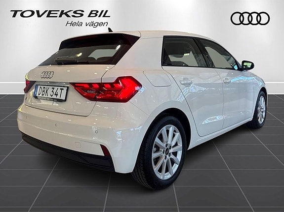Audi A1 2 of 5