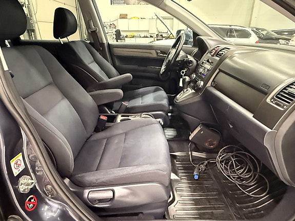 Honda CR-V 11 of 16