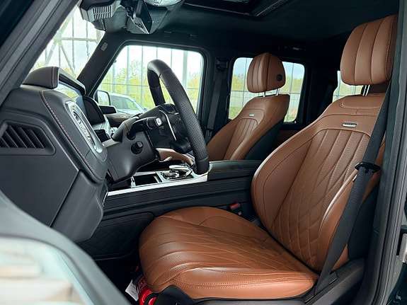 Mercedes-Benz G63 11 of 30