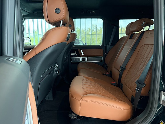 Mercedes-Benz G63 10 of 30