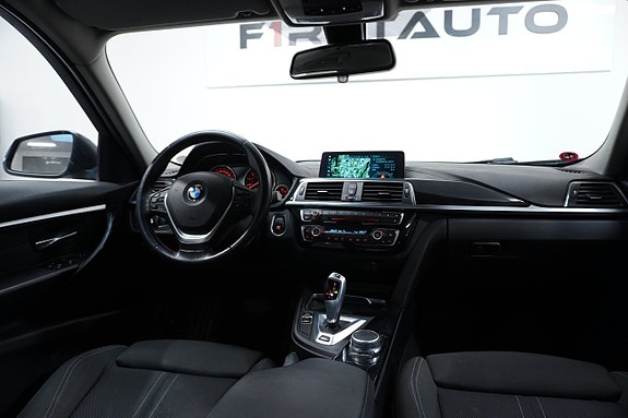 BMW 330e 8 of 24