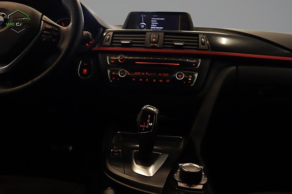 BMW 320 17 of 19
