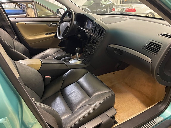 Volvo S60 4 of 4
