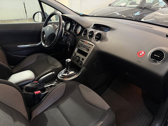 Peugeot 308 9 of 11