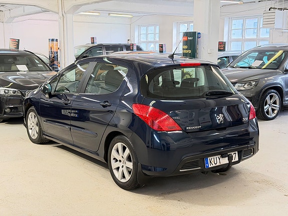 Peugeot 308 5 of 11
