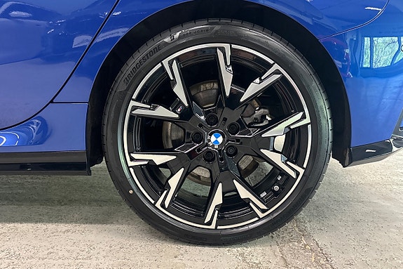 BMW 120 17 of 20