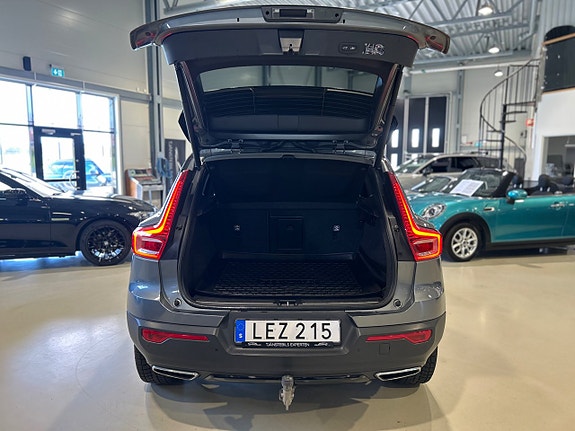 Volvo XC40 5 of 5
