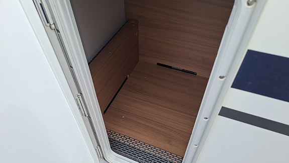 Adria Alpina 663 HT 23 of 23