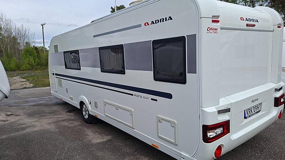 Adria Alpina 663 HT 2 of 23