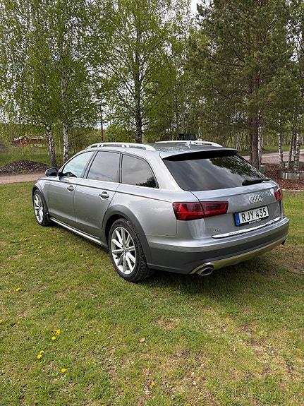Audi A6 allroad 4 of 5