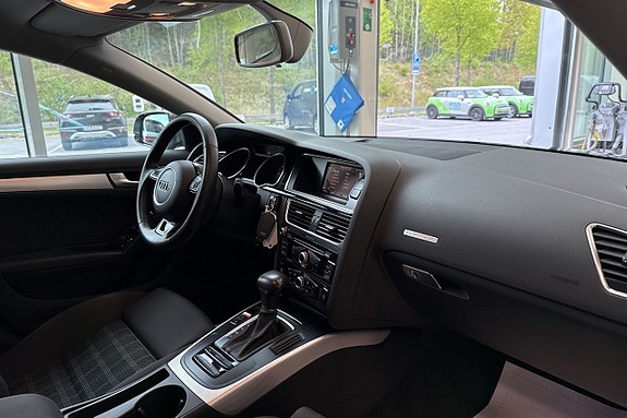 Audi A5 8 of 23