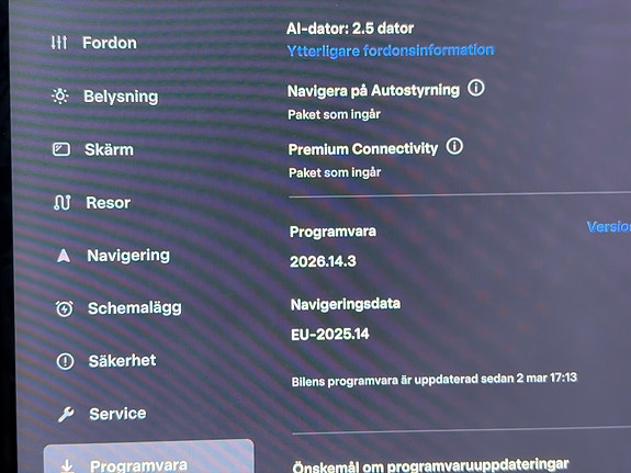 Tesla Model S 9 of 9