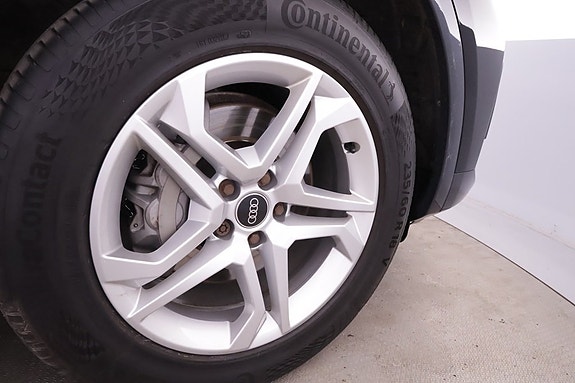 Audi Q5 4 of 5