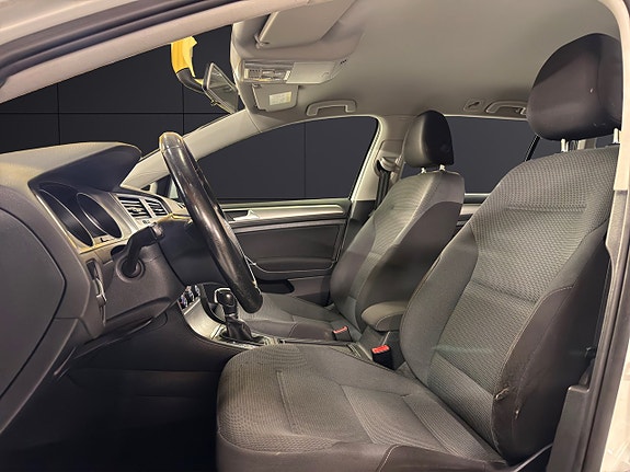 Volkswagen Golf VII 16 of 29