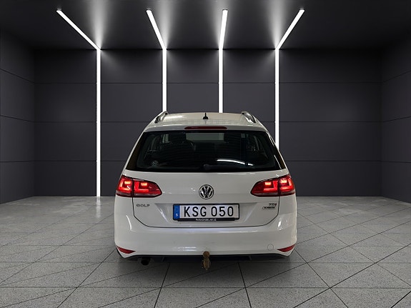 Volkswagen Golf VII 4 of 29