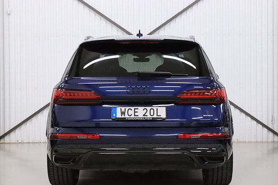 Audi Q7 6 of 30