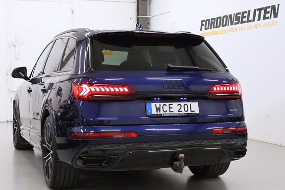 Audi Q7 8 of 30