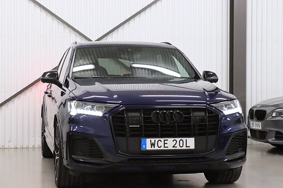 Audi Q7 3 of 5